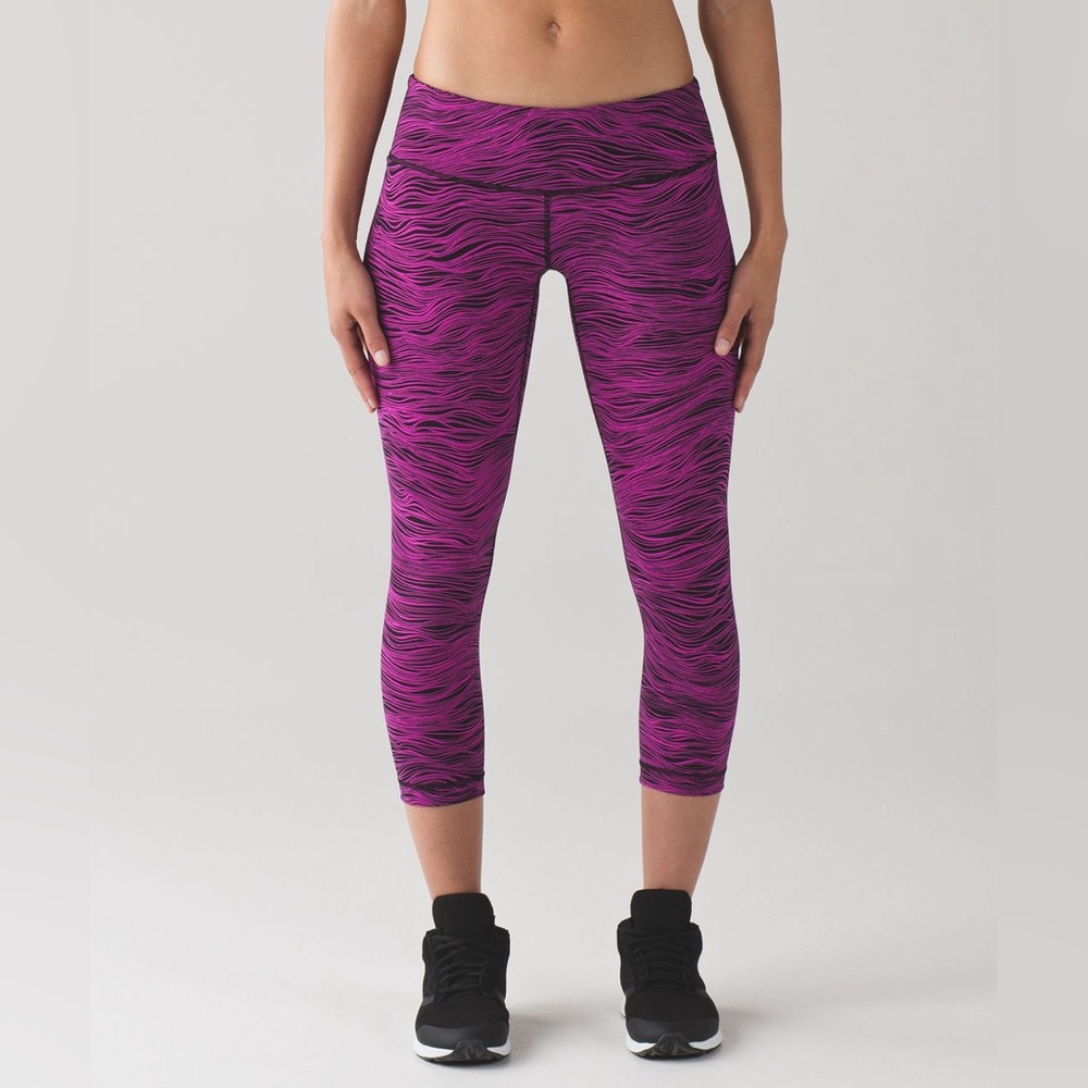 Lululemon Wunder Under Cropped Leggings III (21")